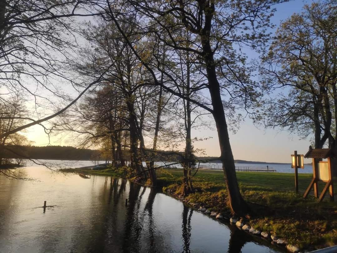 Willa Zakątek Wdzydze nad samym jeziorem - pierwsza linia Borsk Zewnętrze zdjęcie